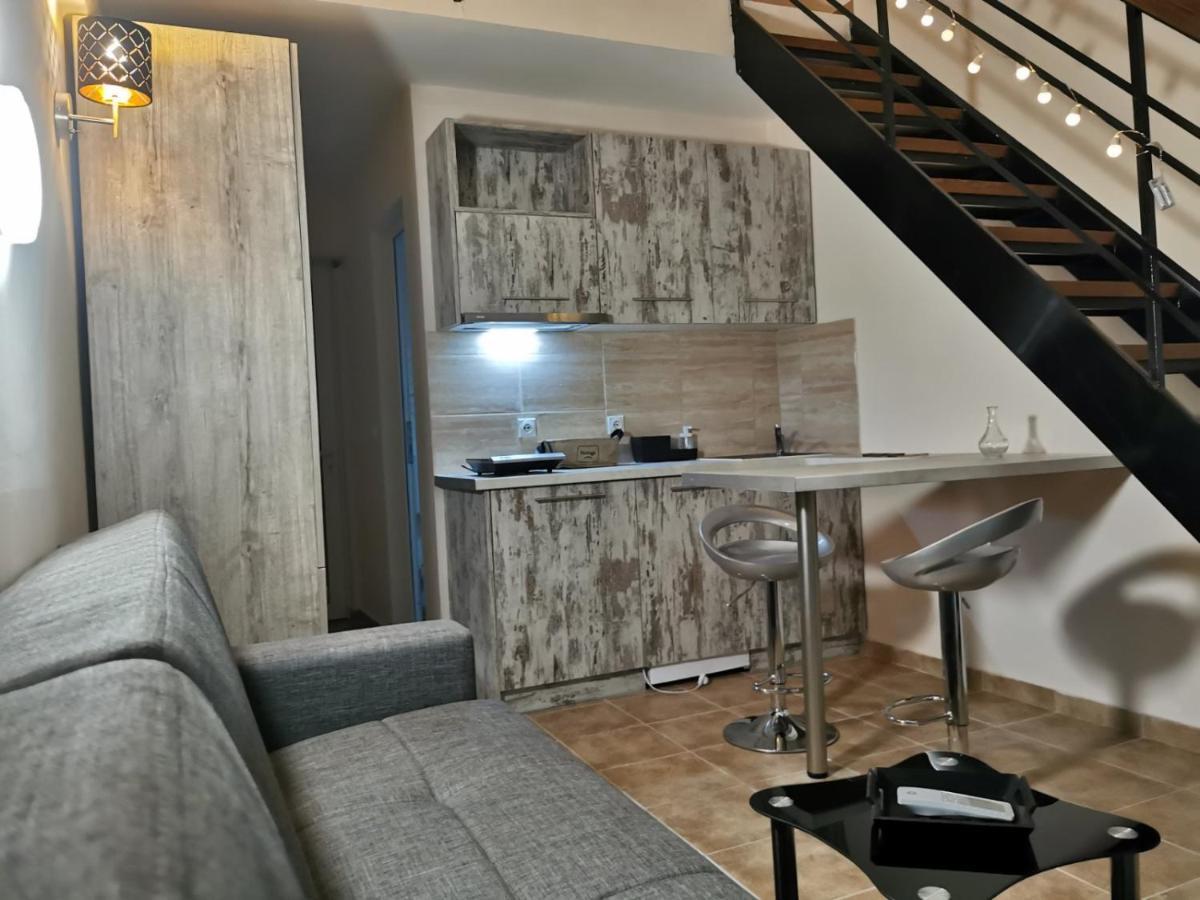 Hotel Capital Lux Nydri (Lefkada) Ngoại thất bức ảnh